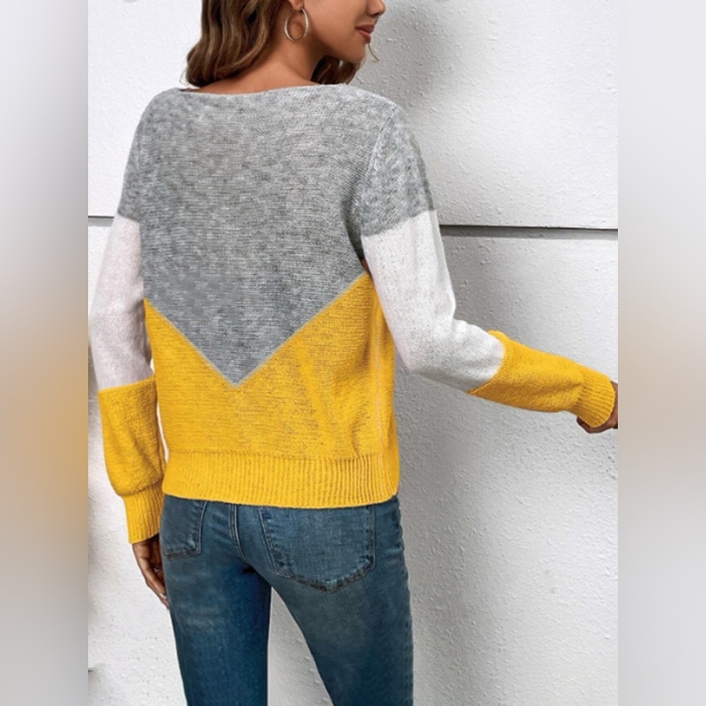 Openwork Color Block Sweater - Picture 9 of 12